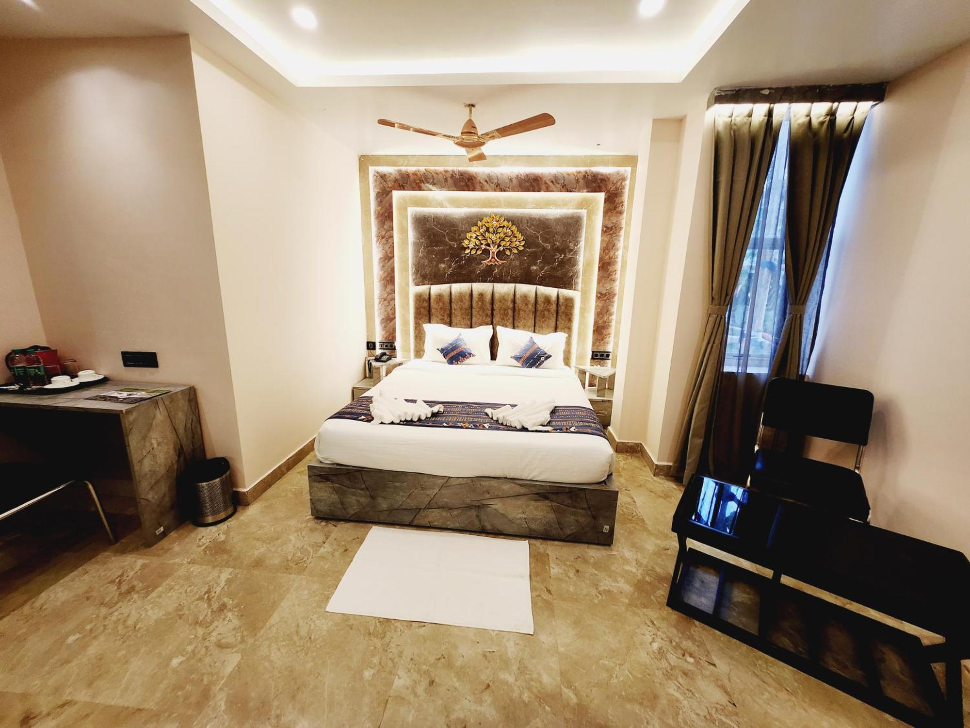 The Greenstar Inn Premium 布巴内什瓦尔 外观 照片