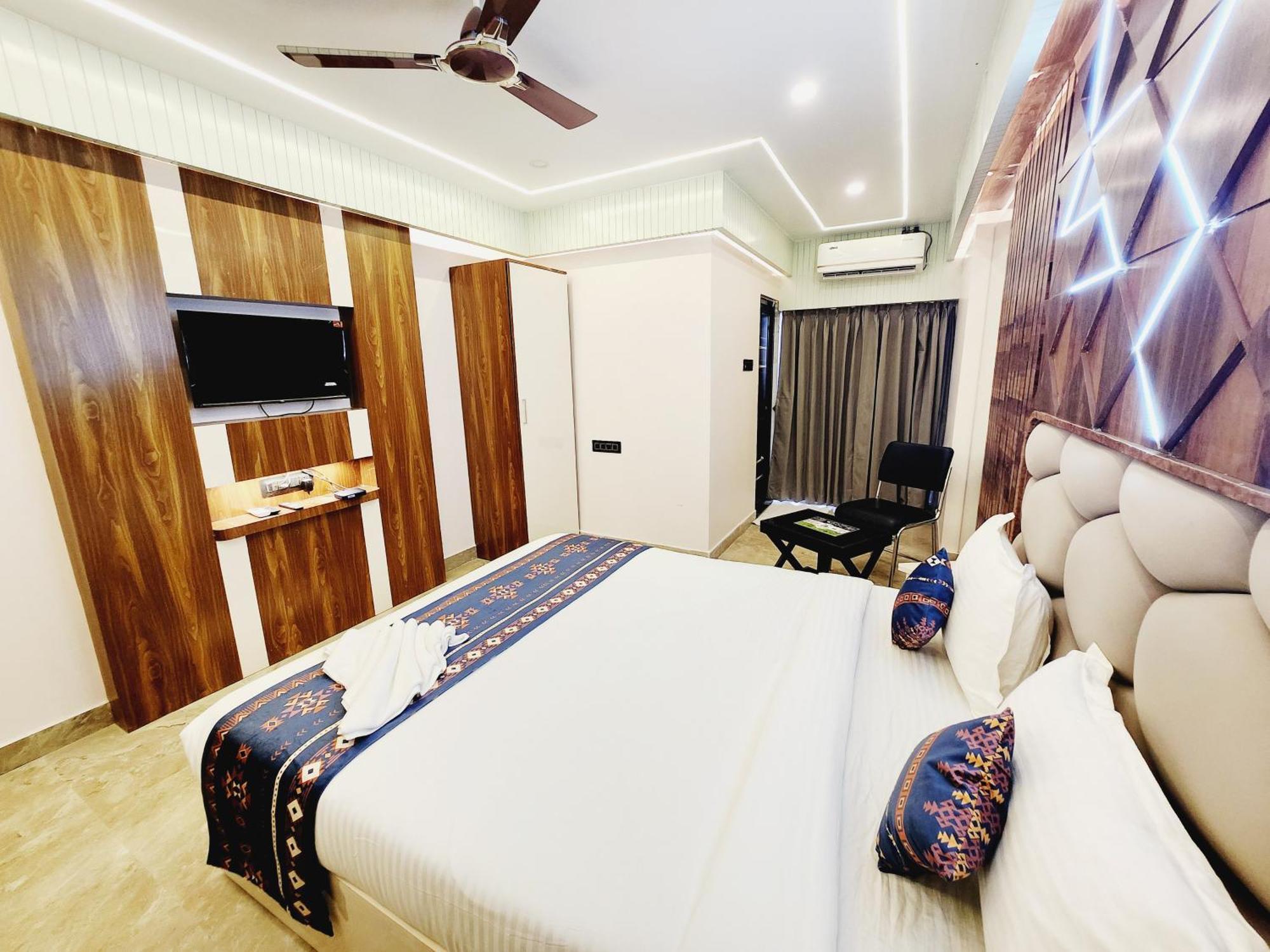 The Greenstar Inn Premium 布巴内什瓦尔 外观 照片