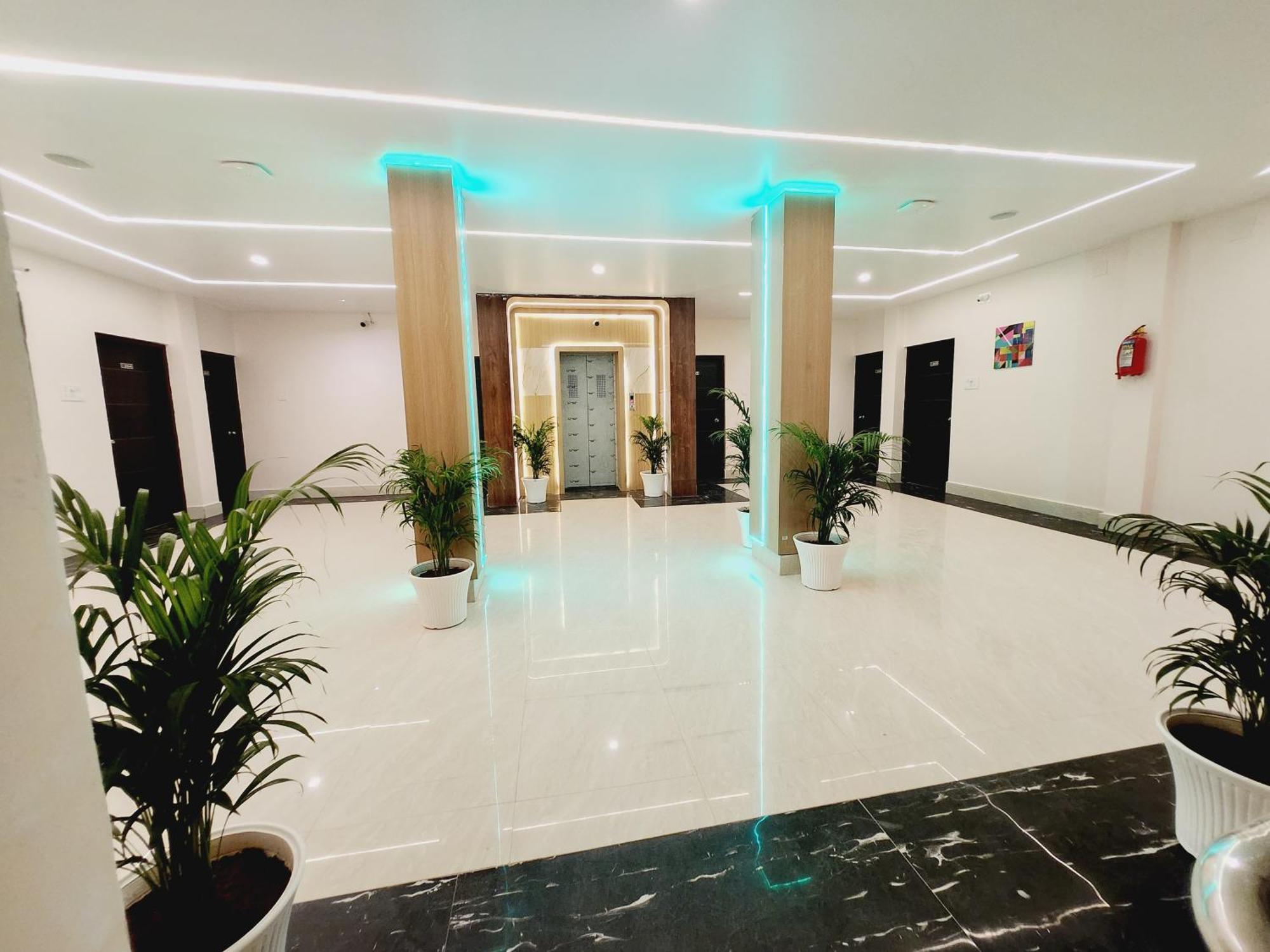 The Greenstar Inn Premium 布巴内什瓦尔 外观 照片