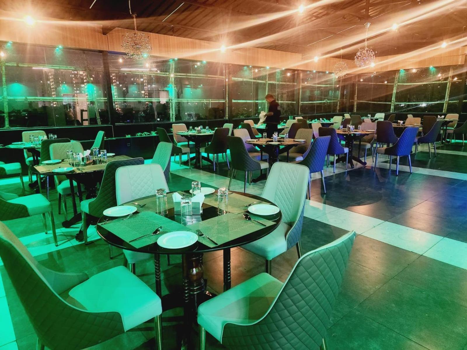 The Greenstar Inn Premium 布巴内什瓦尔 外观 照片